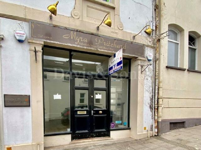 Apartment at Caxton Place, Newport