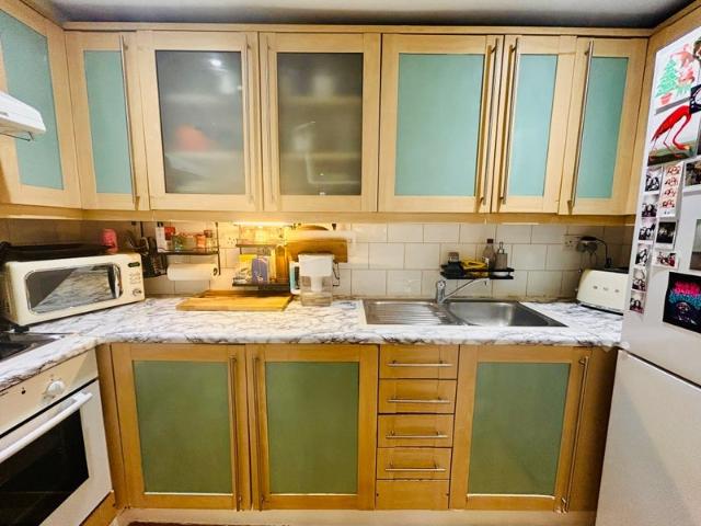Apartment at Cazenove Road, Greater London