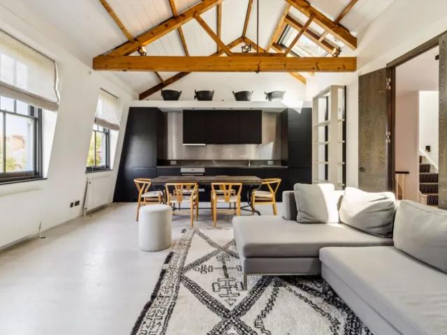 Apartment at Cadogan Square, Greater London