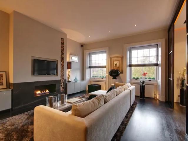 Apartment at Cadogan Square, Greater London