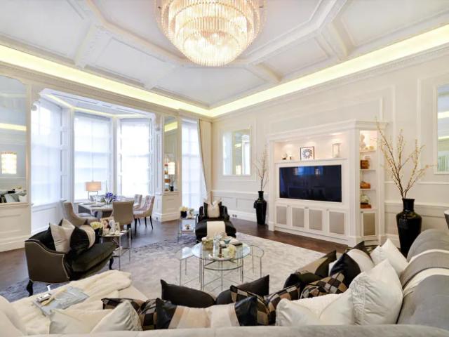 Apartment at Cadogan Square, Greater London