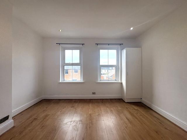 Apartment at Caerphilly Road, Cardiff