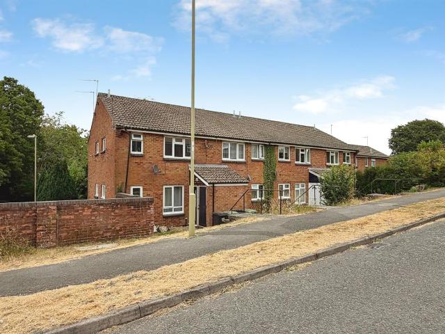 Apartment at Calender Close, East Hampshire