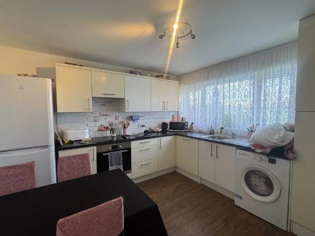 Apartment at Camborne Avenue, Aylesbury