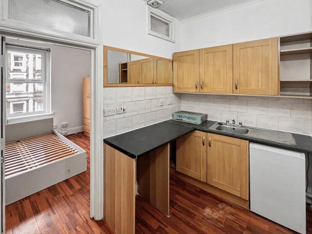 Apartment at Camberwell Church Street, Greater London
