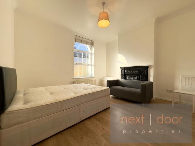 Apartment at Camberwell New Road, London