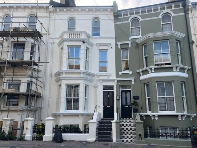 Apartment at Cambridge Gardens, St Leonards