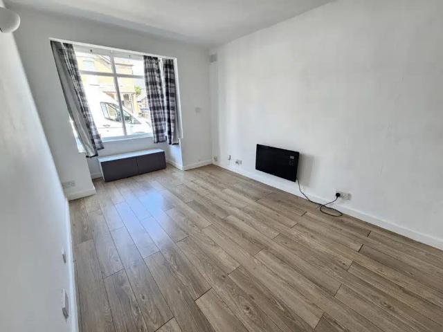 Apartment at Cambridge Road, Dorchester