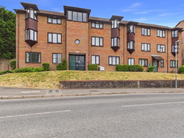 Apartment at Cameron Road, Chesham