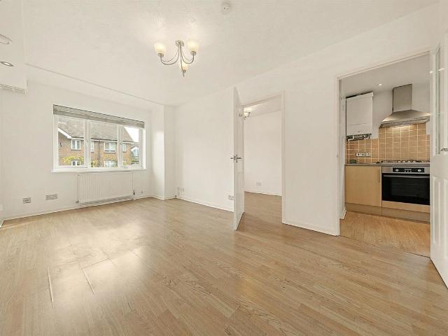 Apartment at Campbell Close, Greater London