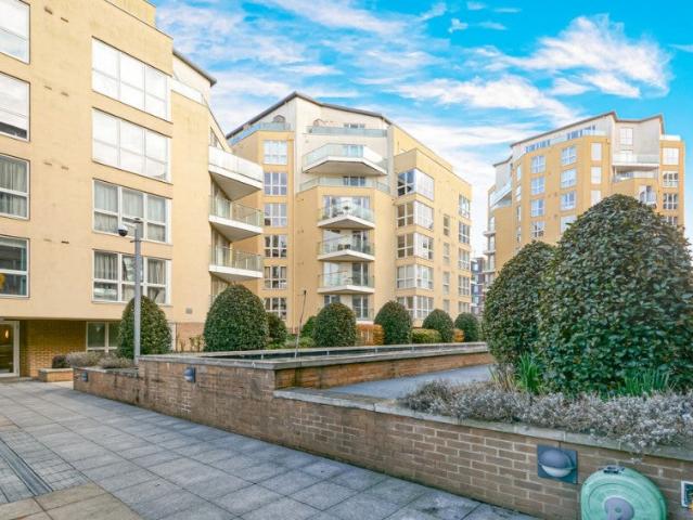 Apartment at Canada Street, Greater London
