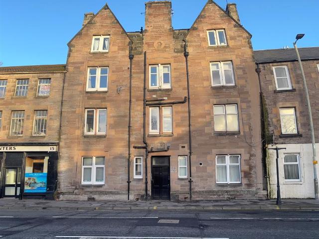 Apartment at Canal Crescent, Perth