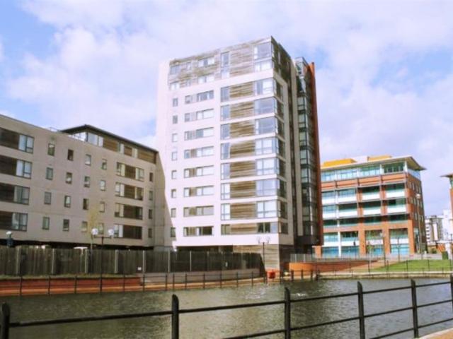 Apartment at Cargo Road, Cardiff