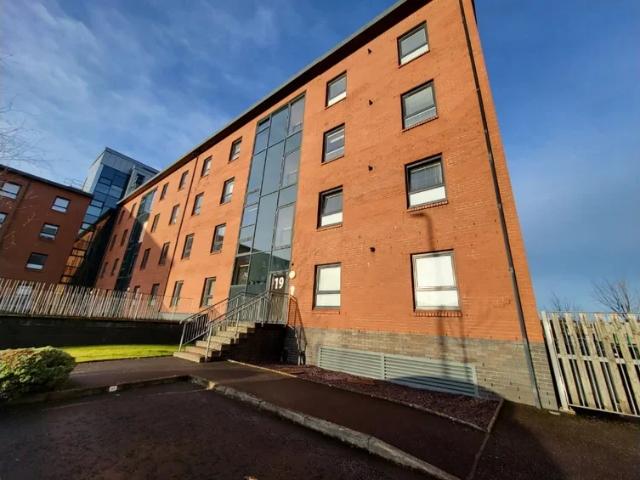 Apartment at Cardon Square, Renfrew