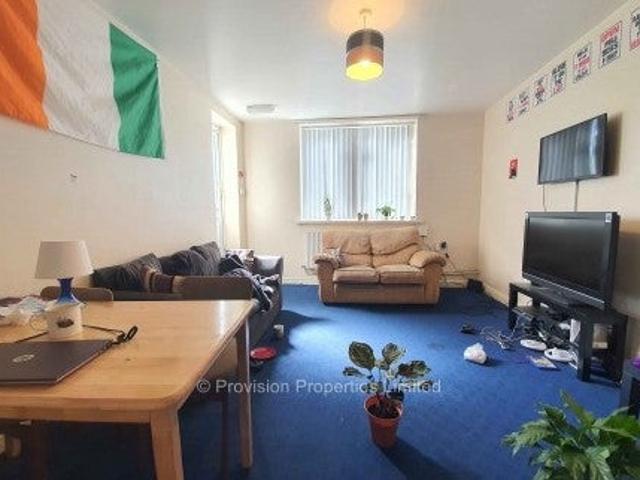 Apartment at Cardigan Road, Leeds