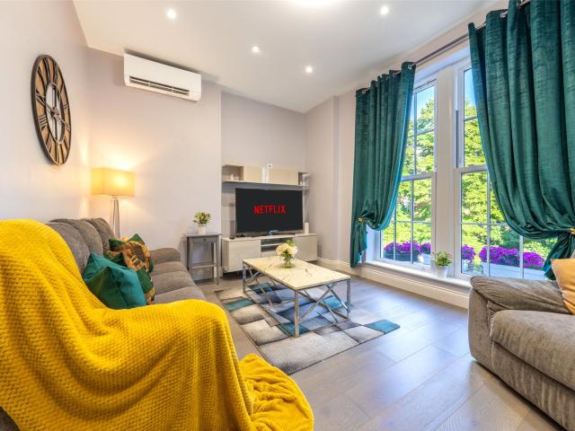 apartment at Carlton Vale, Maida Vale, London, NW6 5EE