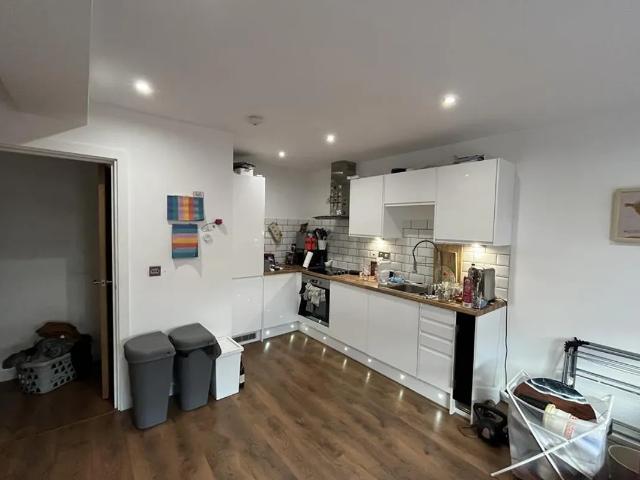 Apartment at Carlton Square, Gedling