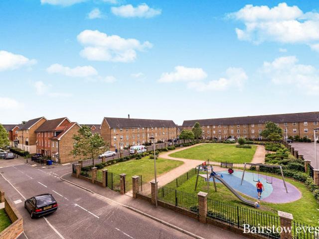 Apartment at Caspian Close, Purfleet on Thames