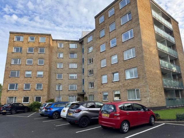 Apartment at Castleton Grove, Newton Mearns