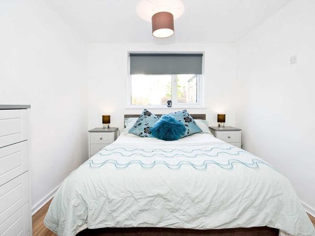 Apartment at Cedar Gardens, Greater London