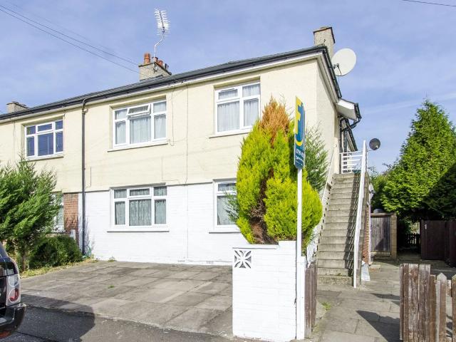 Apartment at Cedar Grove, Greater London