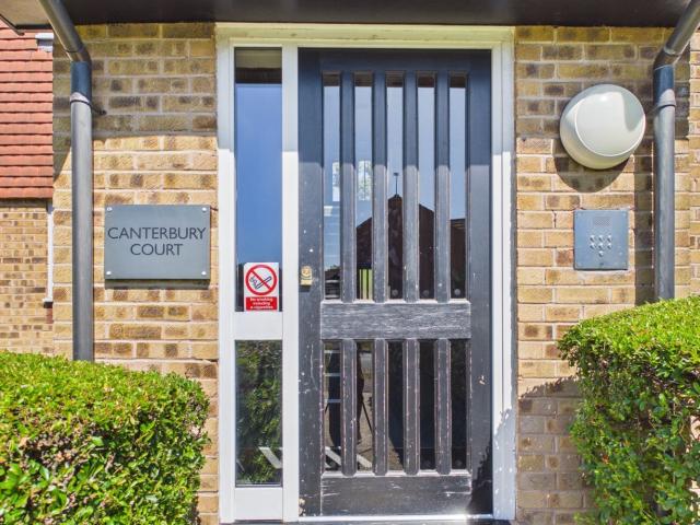 Apartment at Cedar Drive, Horsham