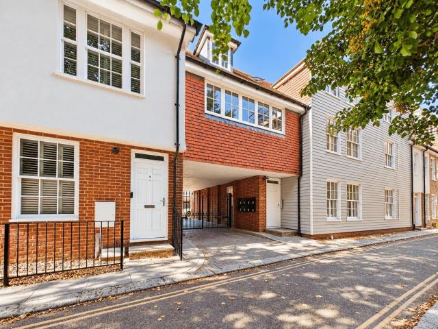 Apartment at Church Lane, Canterbury