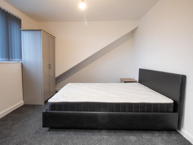 apartment at Church Lane, Crossgates, Leeds, LS15 8BD