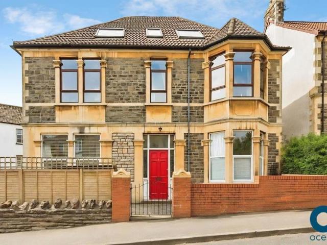 Apartment at Church Path Road, Pill and Easton In Gordano