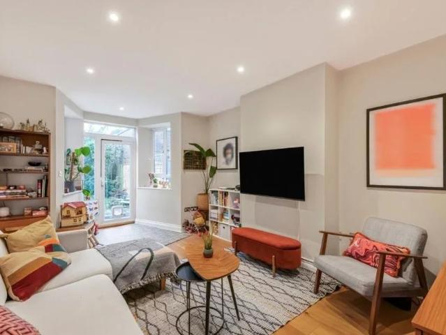 Apartment at Church Road, Greater London