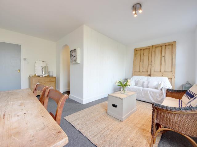 Apartment at Chalk Hill, Watford