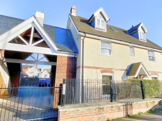 Apartment at Chapel Street, East Hampshire