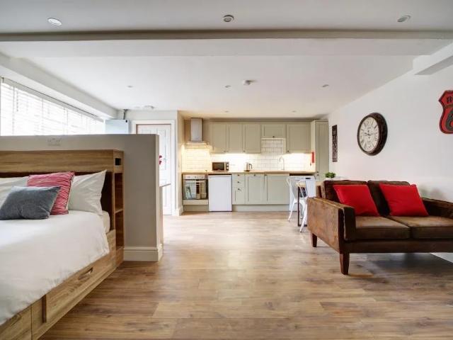Apartment at Charleston House, Nottingham
