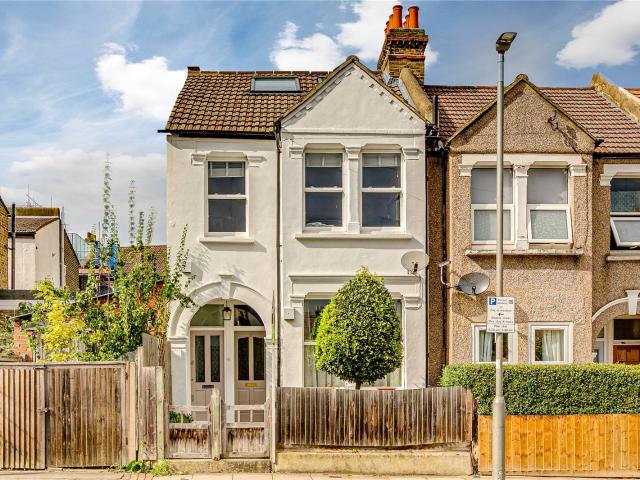 Apartment at Charlmont Road, Greater London