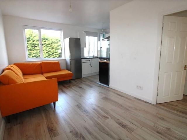 Apartment at Cheshunt Wash, Broxbourne