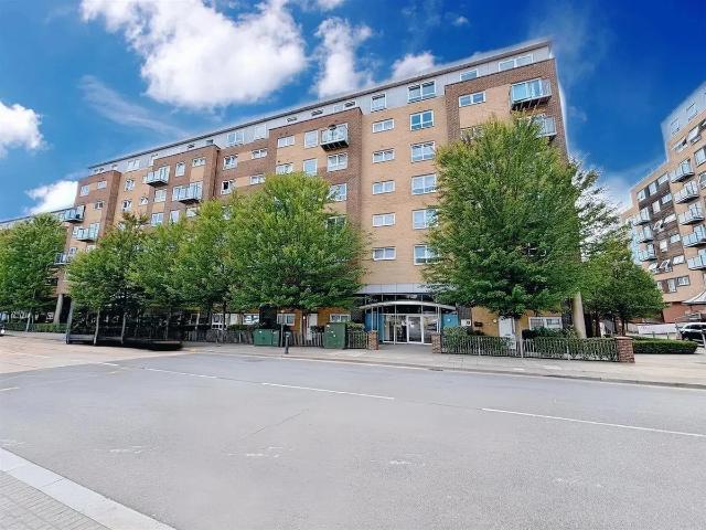 Apartment at Cherrydown East, Basildon