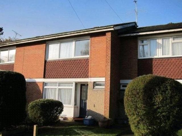 Apartment at Cherrywood Avenue, Borough of Runnymede