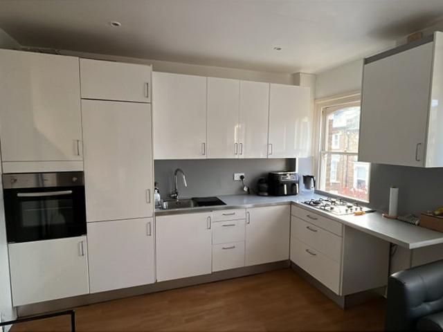 Apartment at Chetwynd Road, Greater London