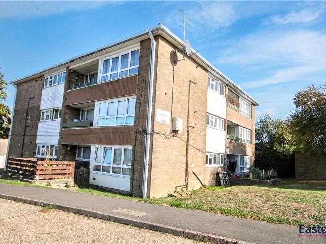 Apartment at Chetwode Road, Reigate and Banstead