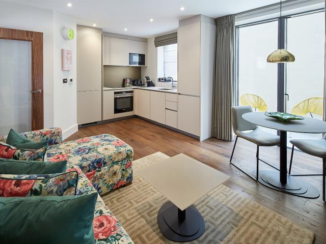 Apartment at Cheval Place, City of Westminster