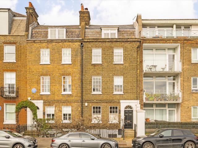 Apartment at Cheyne Walk, Greater London