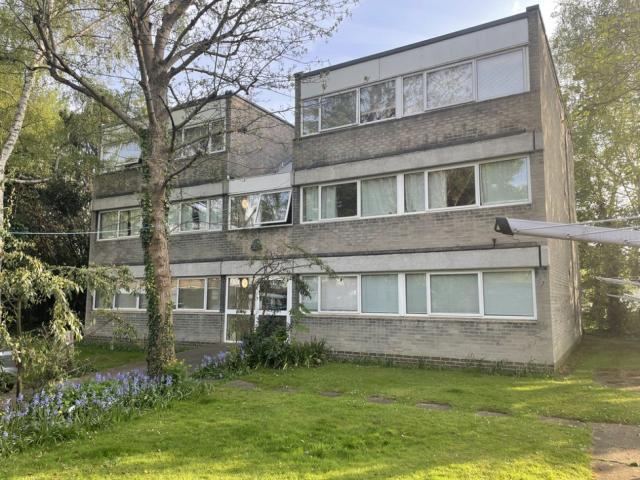 Apartment at Chichester Court, Epsom and Ewell