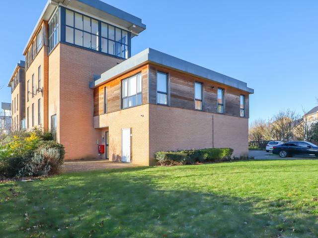 Apartment at Chieftain Way, Cambridge