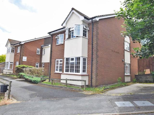 Apartment at Chiltern Close, Maidstone
