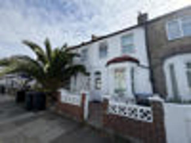 Apartment at Chiswick Road, Greater London