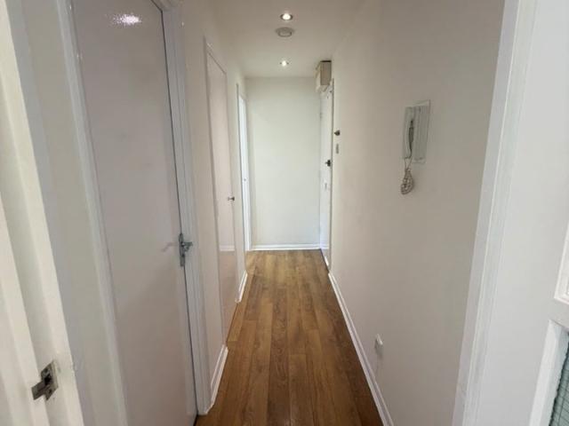 Apartment at Chipstead Close, Greater London