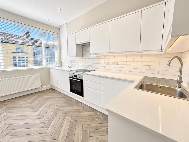 Apartment at Clyde Road, Brighton