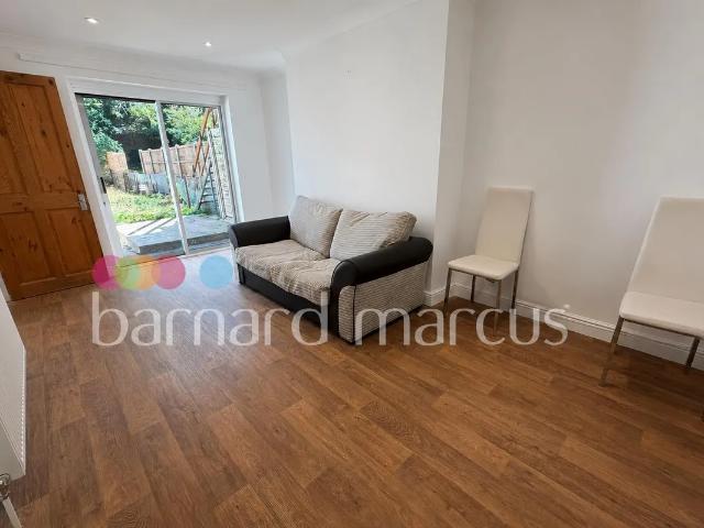 Apartment at Clyde Road, Greater London