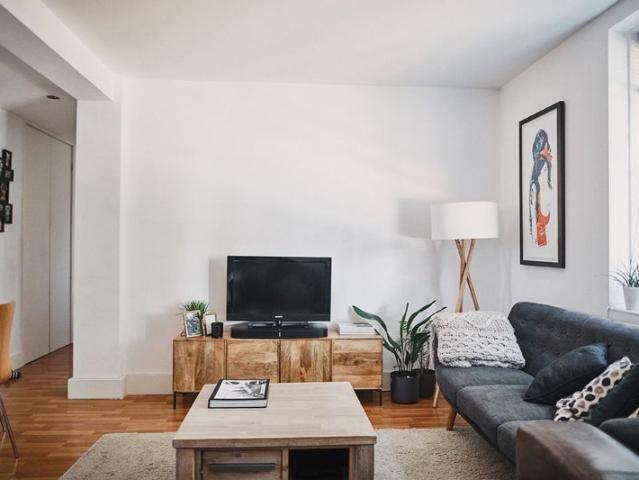 Apartment at Clapham Park Road, Greater London