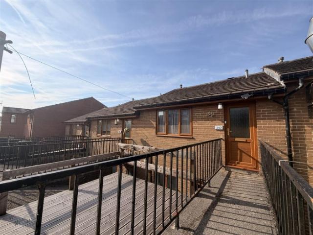 Apartment at Claremount Road, Calderdale